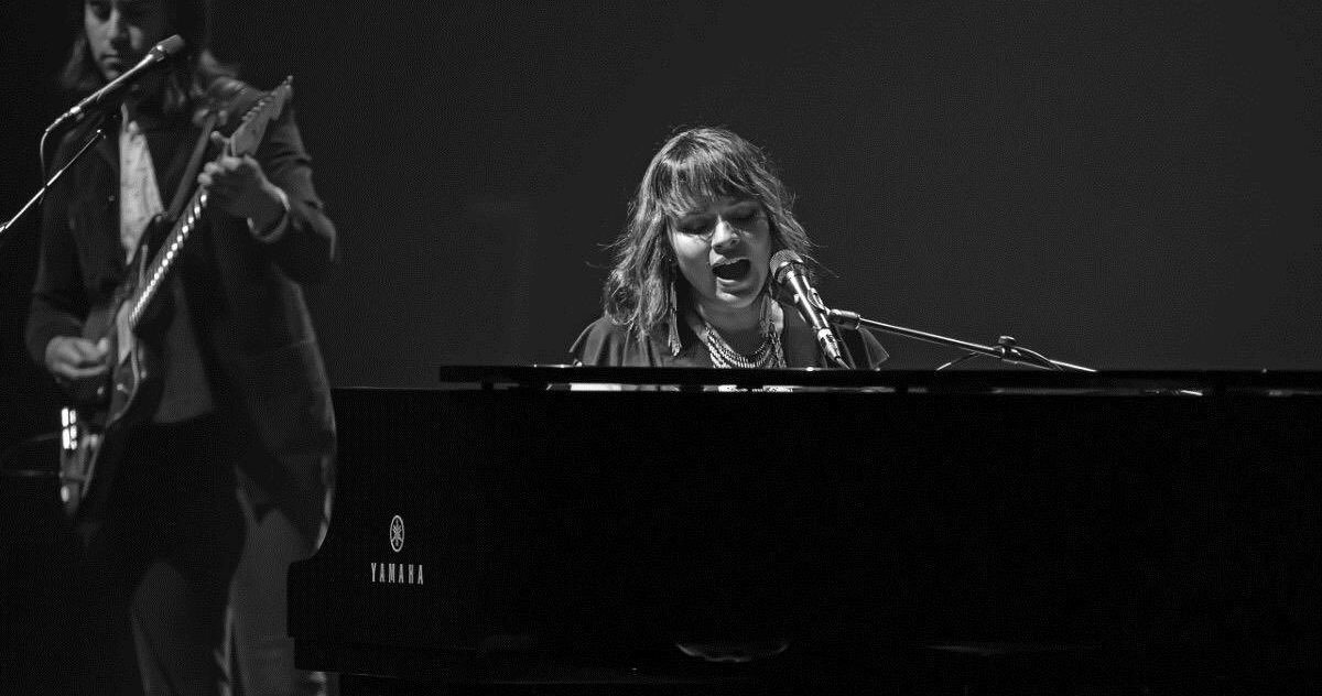 Norah Jones Chicago Theatre Twitter Crop