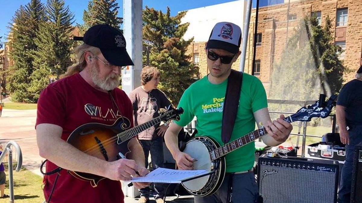 Full Show Audio: Chris Pandolfi Fills In For Railroad Earth's Andy Goessling In Wyoming