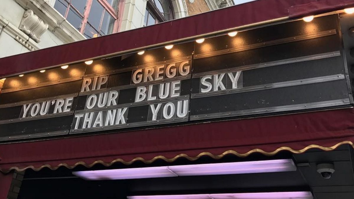 Phil Lesh & Friends Dedicate Their Show At The Capitol Theatre To Gregg Allman