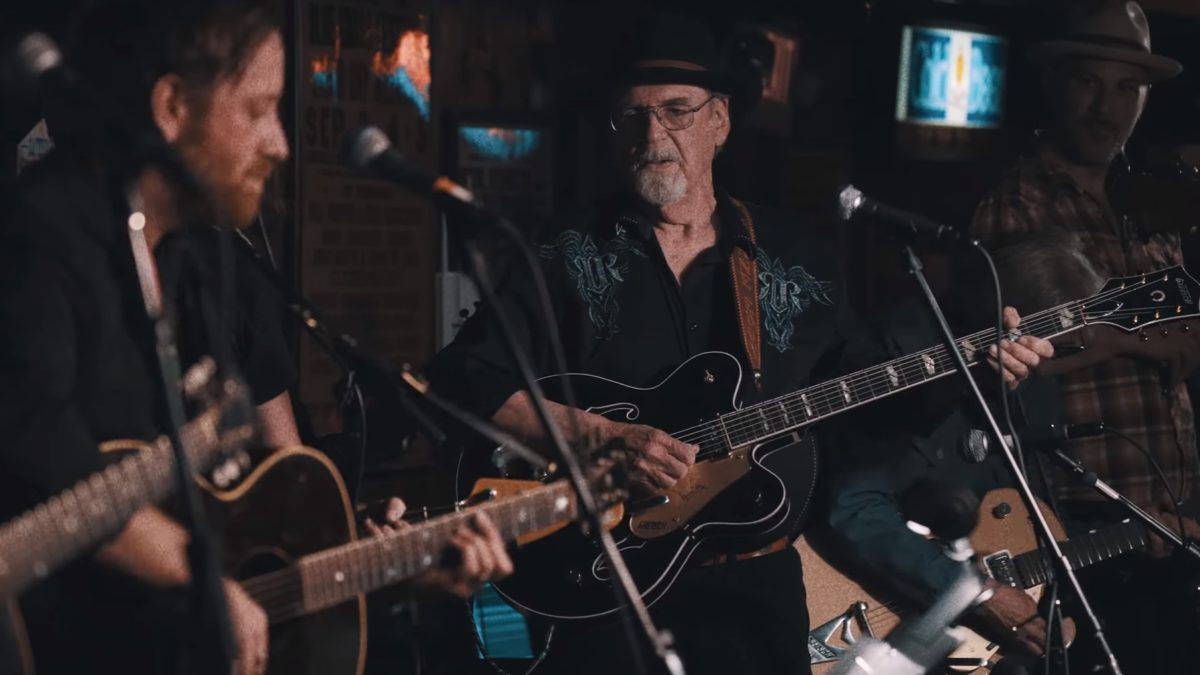 Duane Eddy, Del McCoury, Jerry Douglas & Others Perform With Dan Auerbach In Nashville