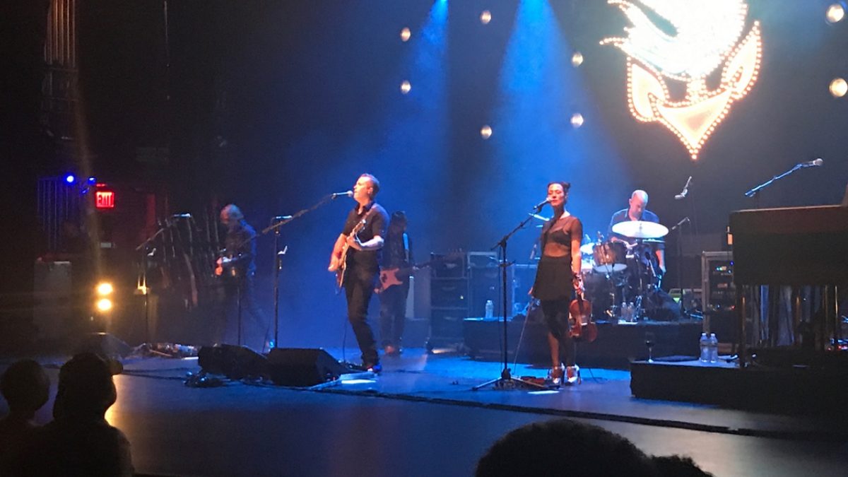 Jason Isbell & Amanda Shires Honor Gregg Allman At The Beacon Theatre