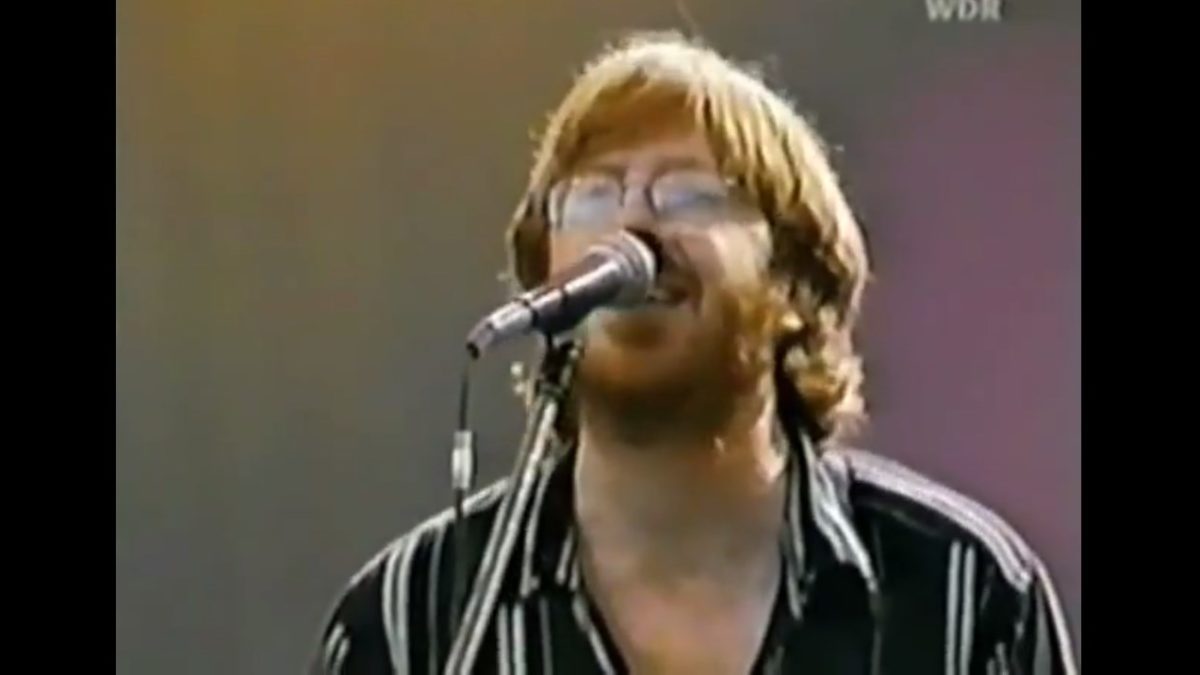 Phish Debuts 9 Songs Including 'Ghost' In Dublin On This Date In 1997