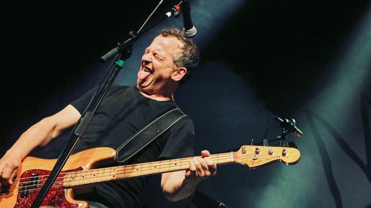 Ween Offers Live Debut Of 'Quebec' Track & Busts Out Oldie In Brooklyn