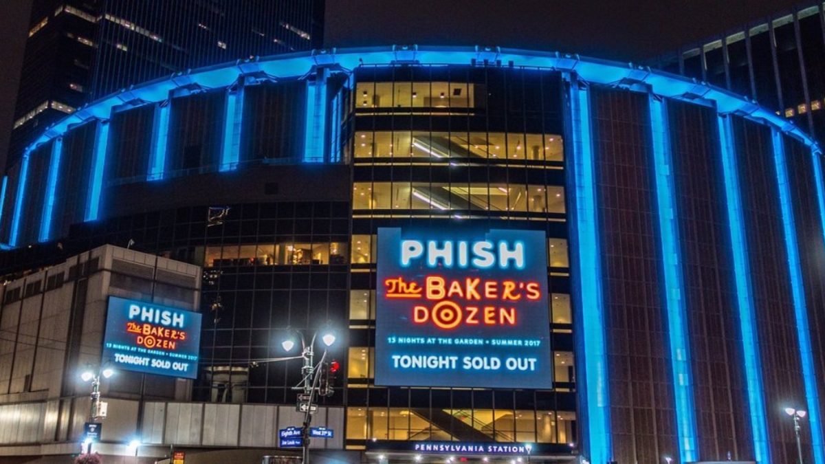 Living With A Cinnamon Show: Night Seven Of Phish Baker's Dozen Residency - Recap, Setlist & The Skinny