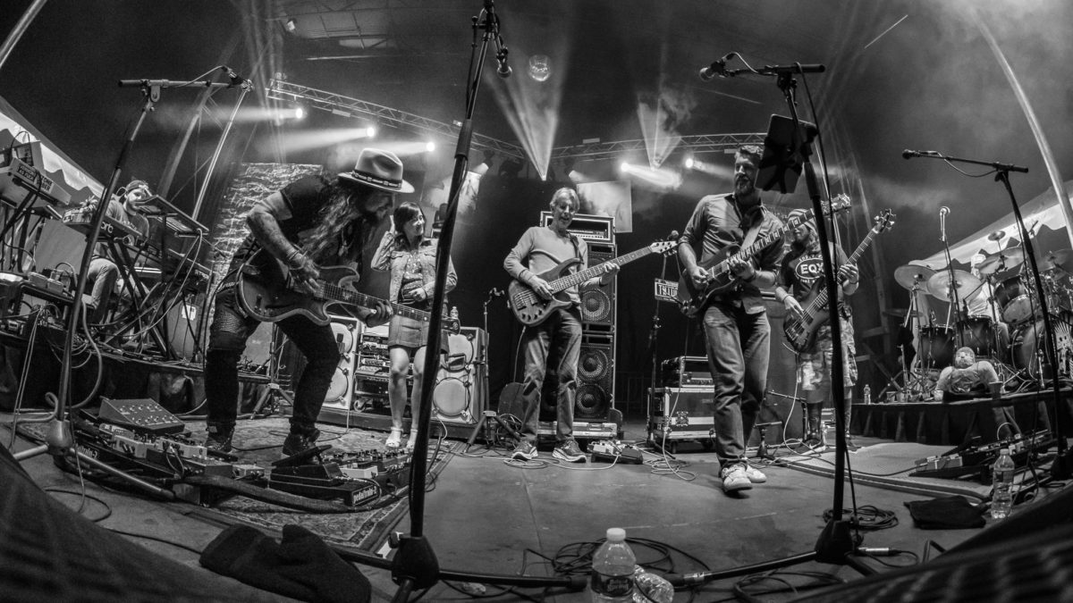 Pro-Shot Video: Phil Lesh Joins Twiddle At Tumble Down 2017