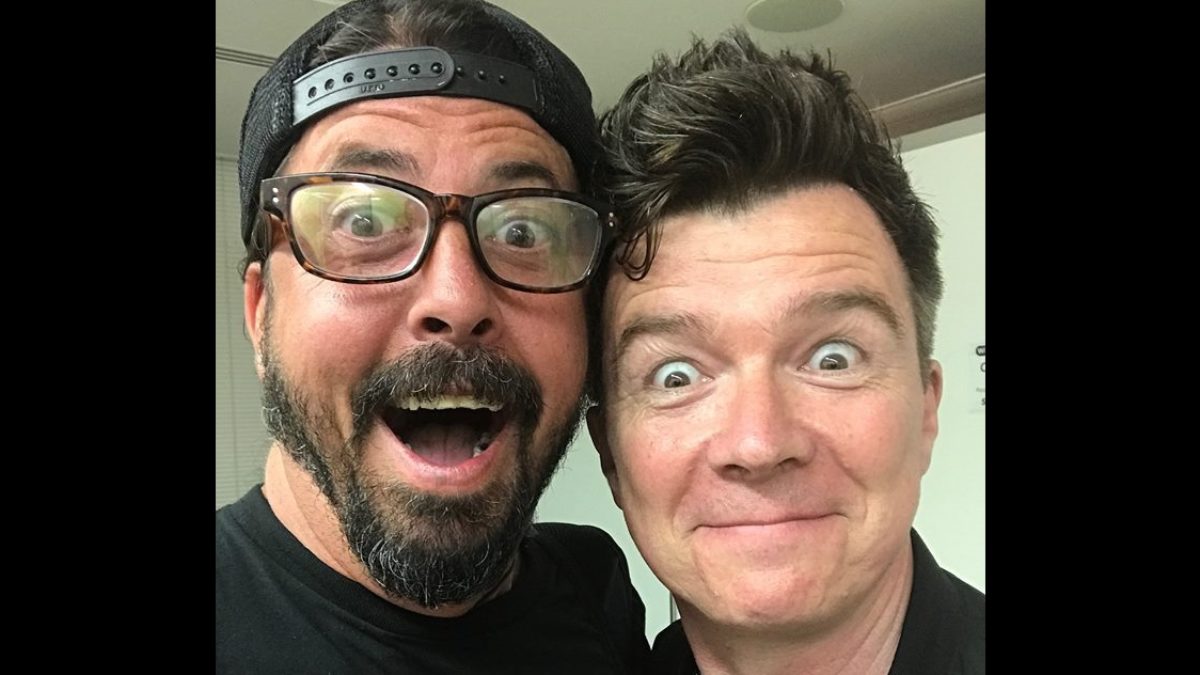 Rick Astley Joins Foo Fighters At Summer Sonic Tokyo