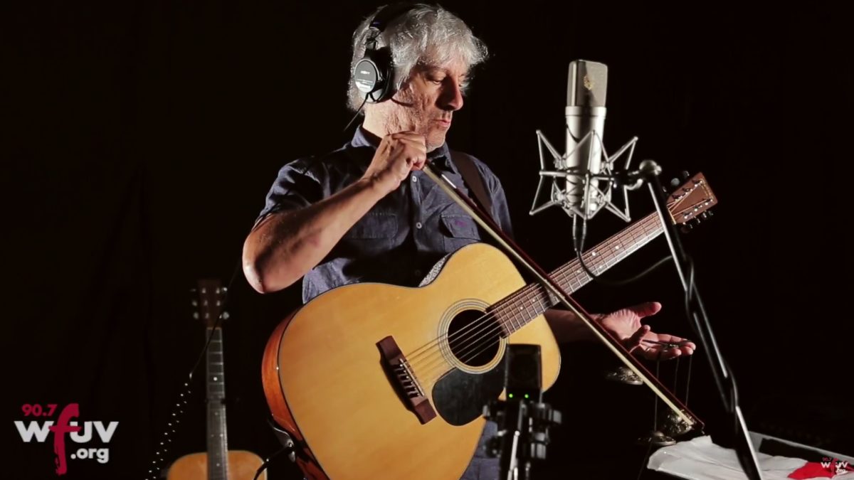 Lee Ranaldo Performs Live At WFUV