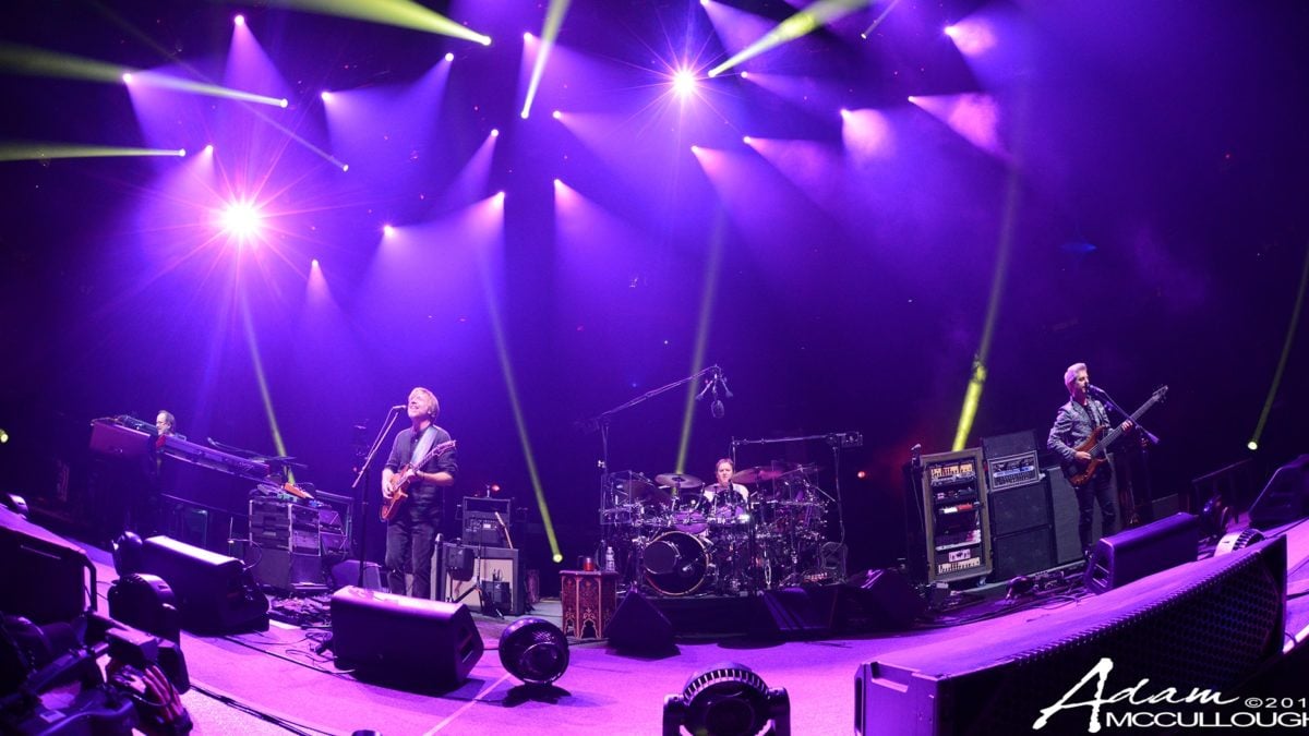Today's Livestreams, July 28, 2020: Phish, Hayes Carll, The Vegabonds & More