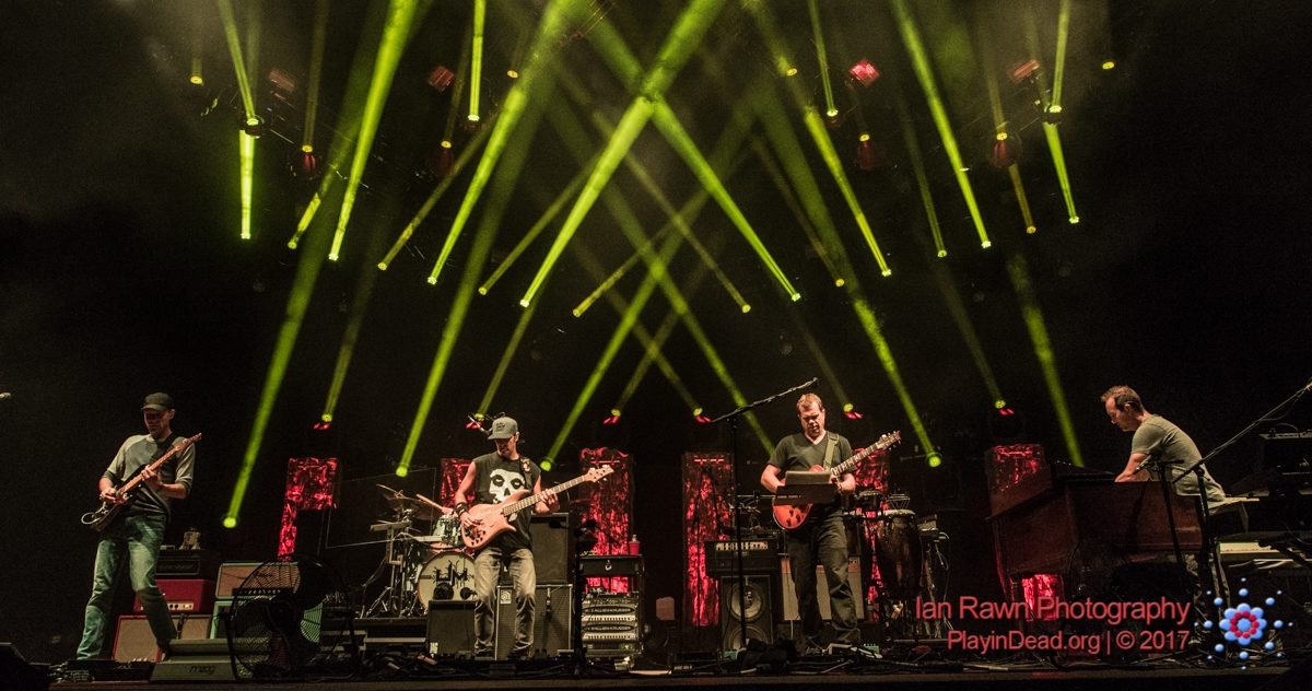 Umphrey's McGee Rawn Crop 3
