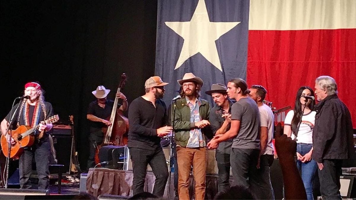 Kris Kristofferson & Kacey Musgraves Join Willie Nelson In Los Angeles