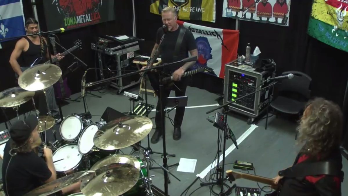Metallica Talks Phish Baker's Dozen Residency In Tuning Room At Tour Finale