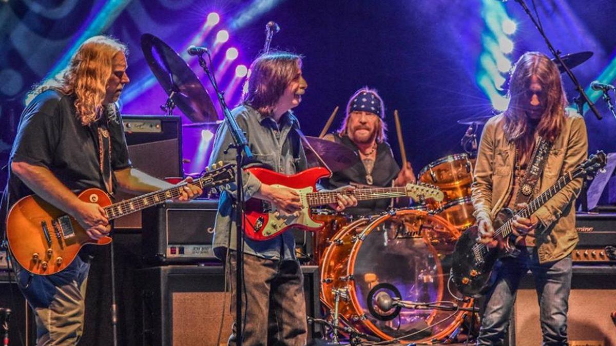 Gov't Mule Welcomes Steve Gorman, Jack Pearson & More In Nashville