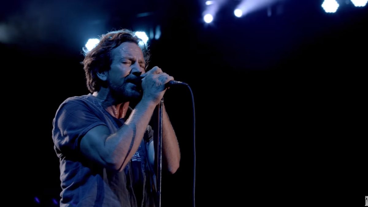 Pearl Jam Shares ‘Corduroy’ From ‘Let's Play Two’ & Headlining Lollapalooza In South America