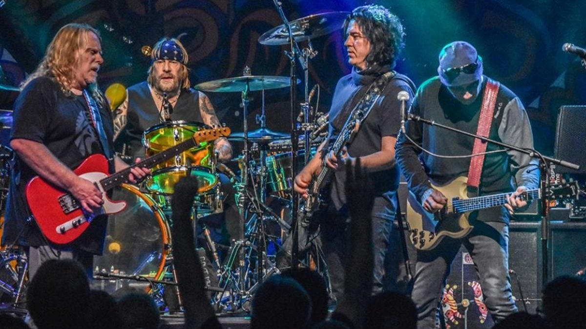 Gov't Mule Debuts 'Easy Times' & Dusts Off Cover In Vancouver