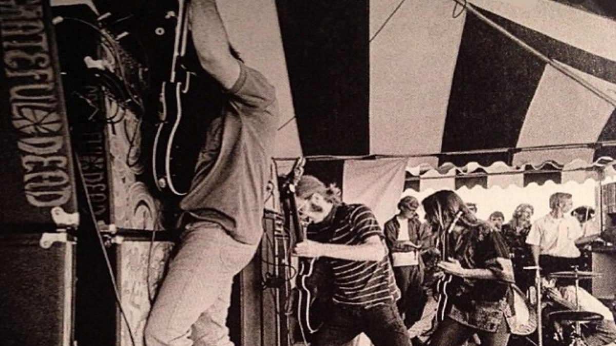 William Tyler Shares Grateful Dead Feedback Mix