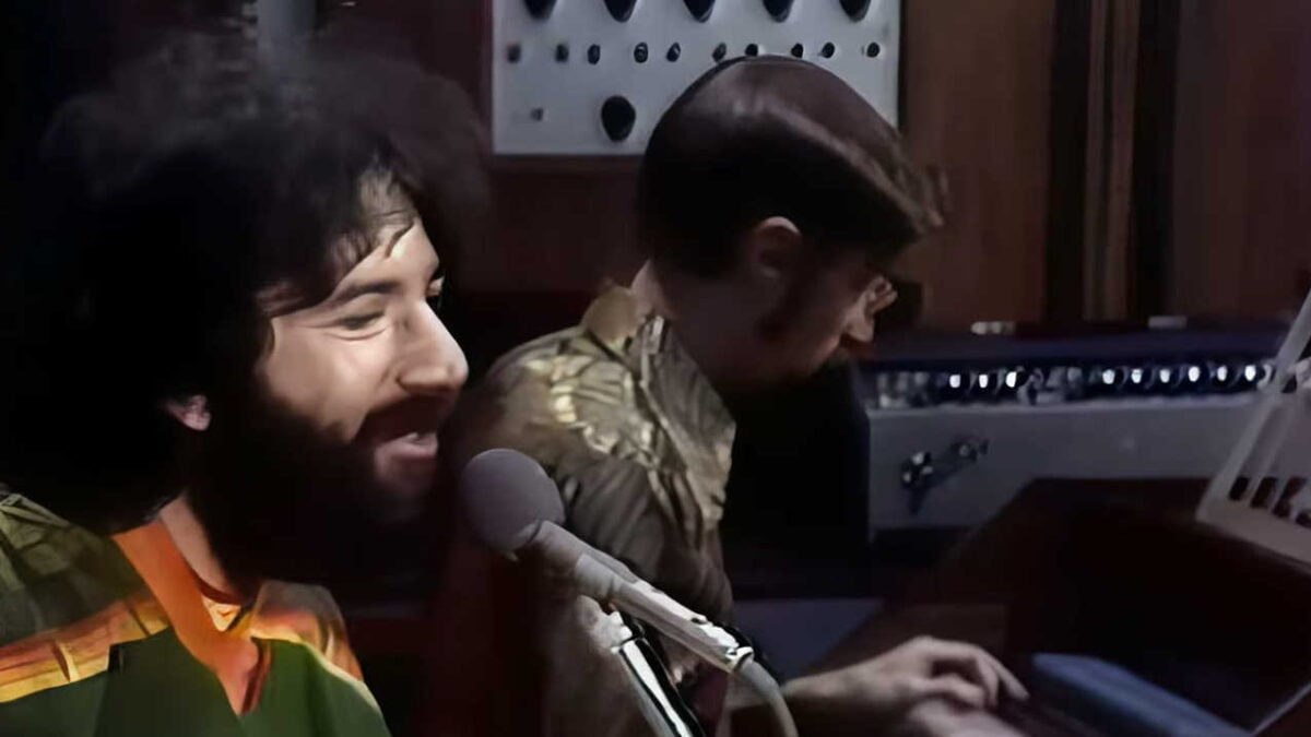 Grateful Dead Appears On ‘Playboy After Dark’ In 1969