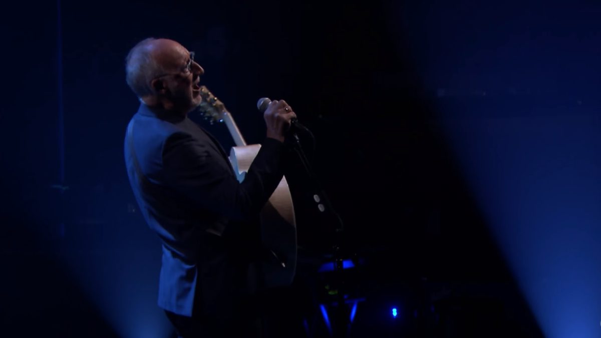 Pete Townshend & Alfie Boe Perform The Who’s ‘Love Reign O'er Me’ On ‘Tonight Show’