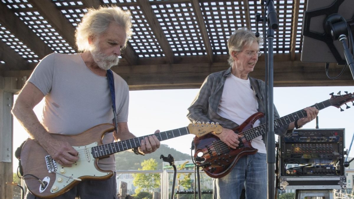 Bob Weir & Phil Lesh To Join Midnight North For Hurricane Relief Benefit