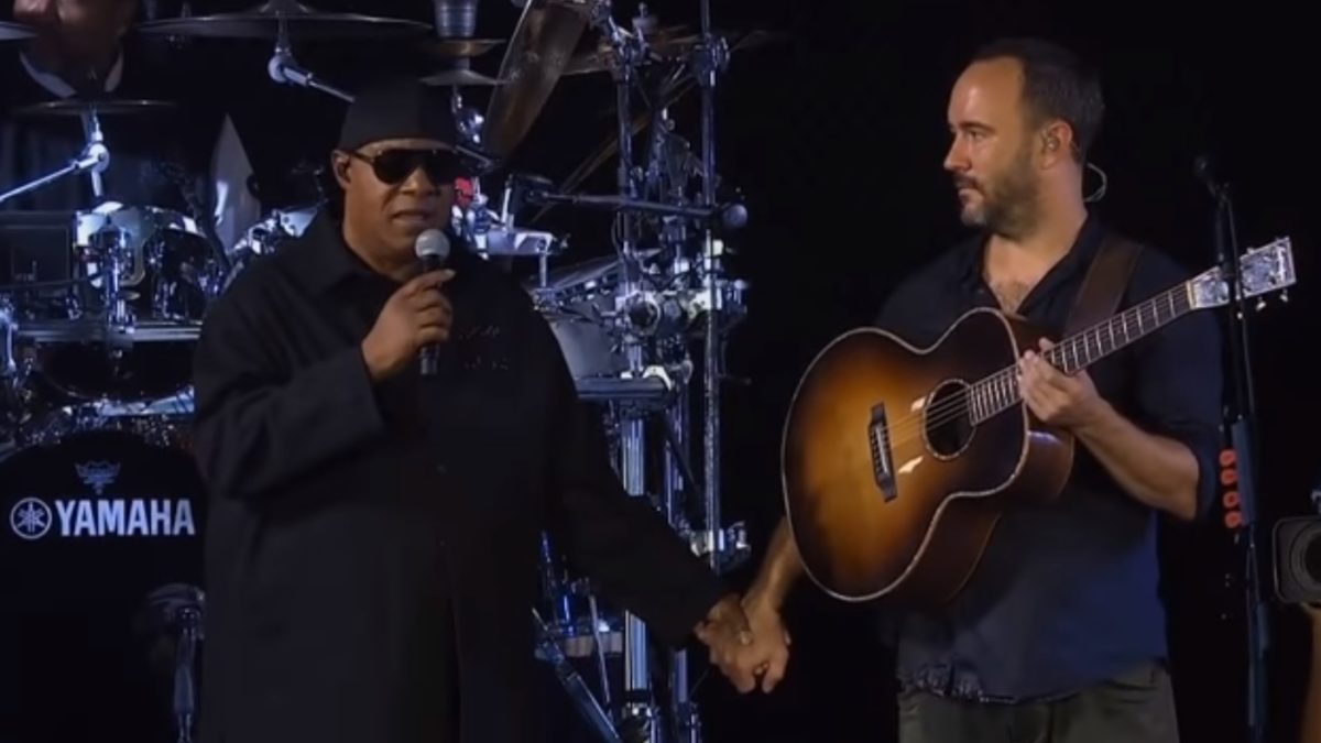 Stevie Wonder Joins Dave Matthews Band At Concert For Charlottesville