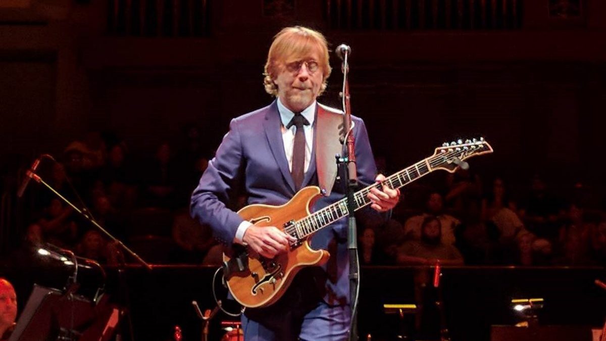 Trey Anastasio Performs With Symphony In Nashville
