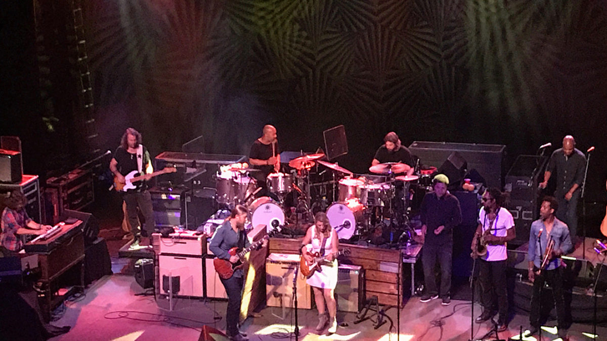 Tedeschi Trucks Band Kicks Off Fall Tour In Birmingham