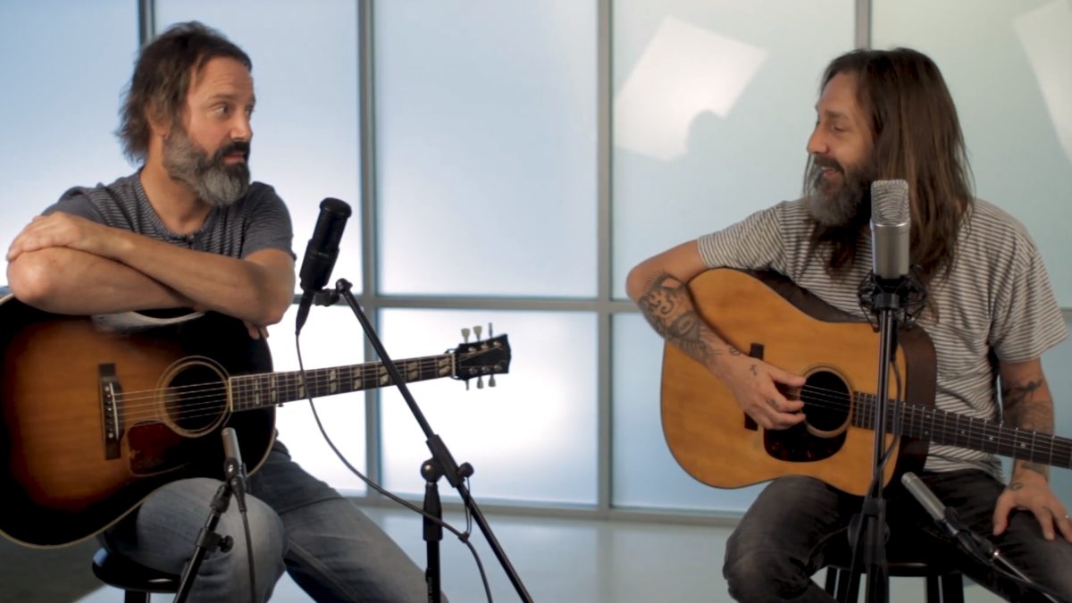 Chris Robinson & Neal Casal Discuss Their Classic Acoustic Guitars