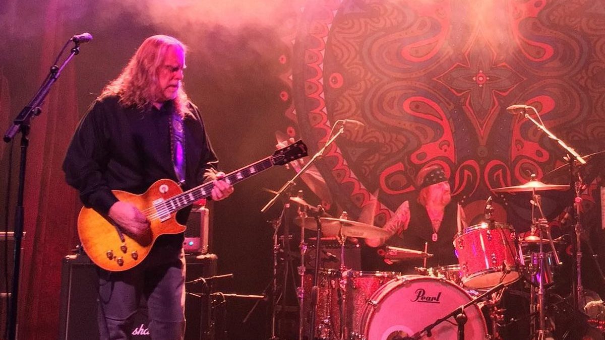 Gov't Mule Busts Out 'Ballerina' As Part Of Van Morrison Tributes At European Fall Tour Opener