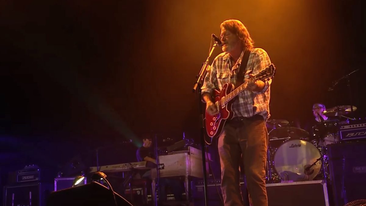 Widespread Panic Busts Outs David Bowie & Motörhead Covers In Las Vegas