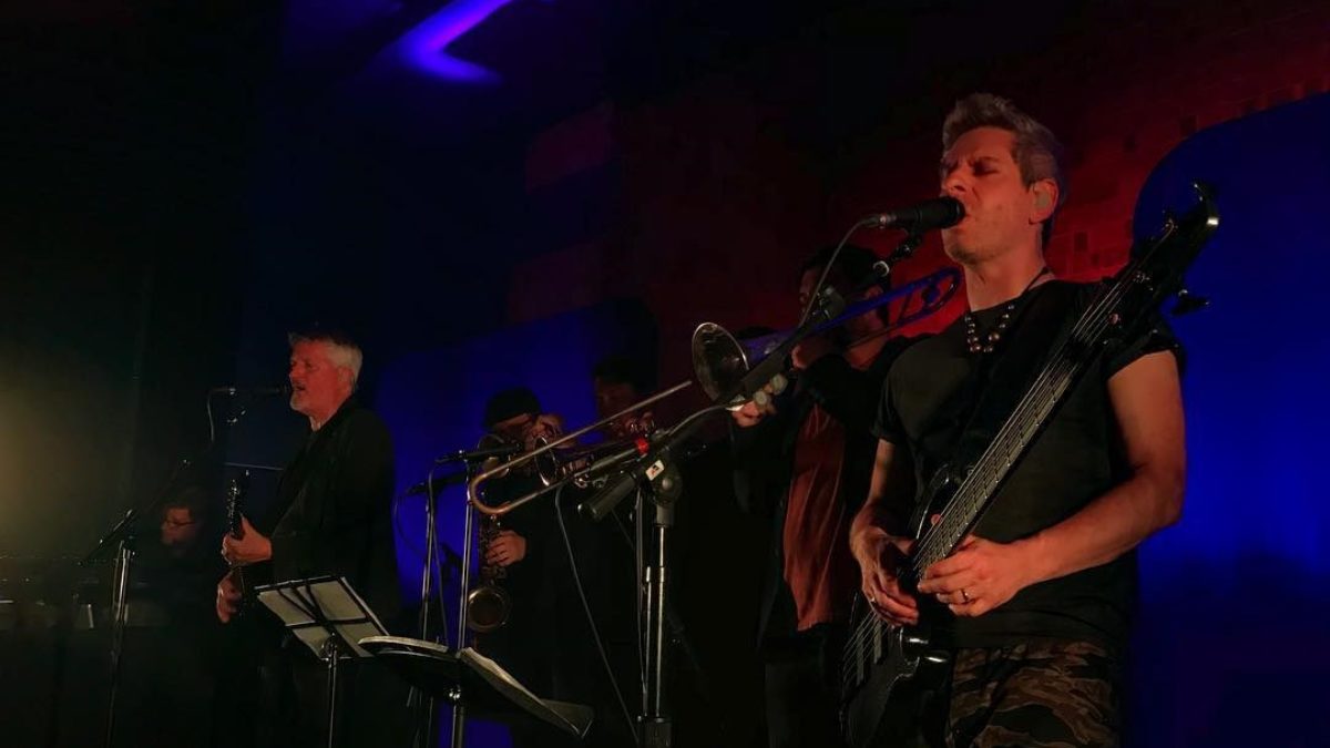 Mike Gordon Welcomes 4-Piece Horn Section In Cincinnati