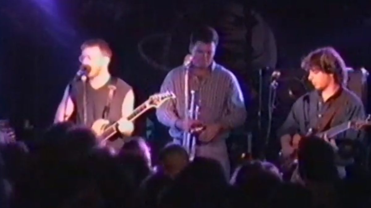 New To YouTube: Phish Plays Campus Club In November 1991