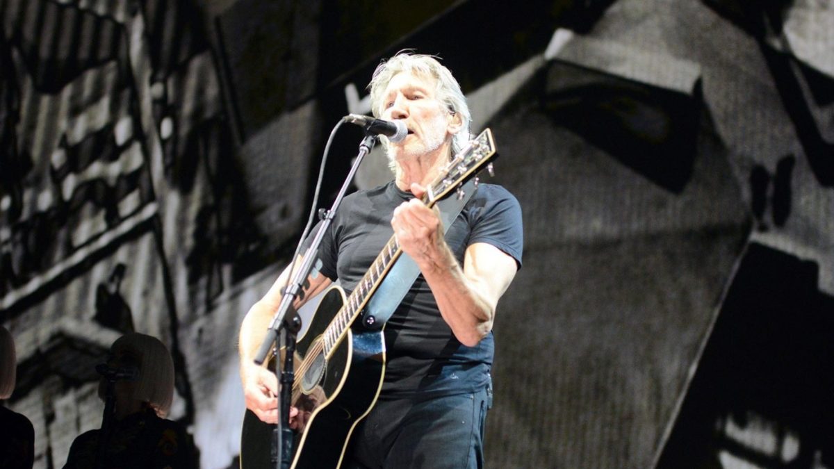Roger Waters Performs Trio Of Live Debuts At North American Tour Finale In Vancouver