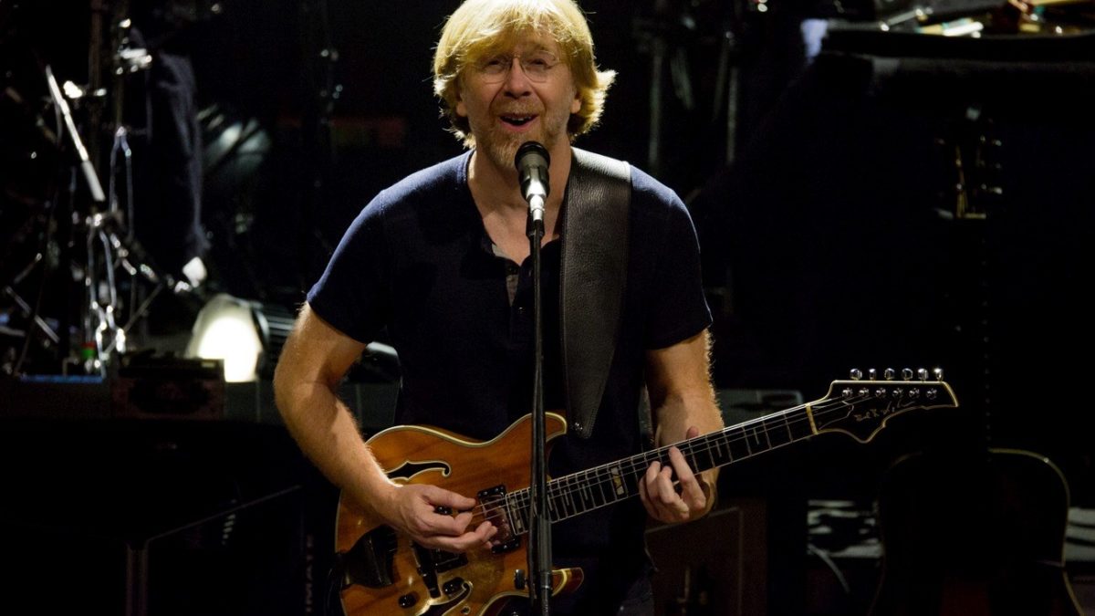Trey Anastasio Band Debuts Bob Marley Cover In Santa Ana