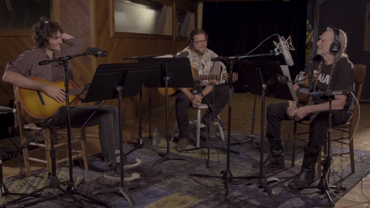 Willie Nelson, Lukas Nelson & Micah Nelson Share ‘Send Me The Pillow You Dream On’ Video