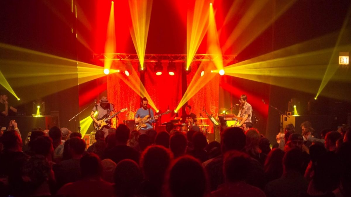 Pro-Shot Video: Aqueous Covers Pink Floyd’s ‘Shine On You Crazy Diamond’ In Chicago