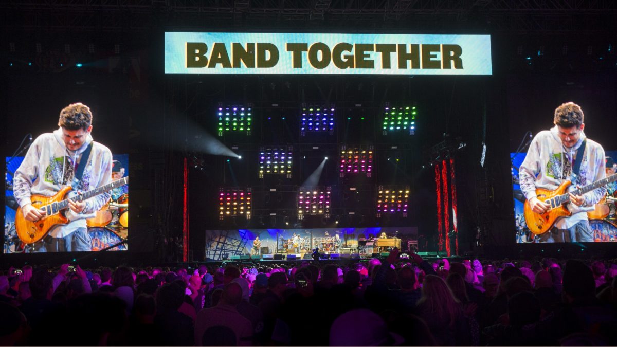 Dead & Company, Metallica & More Band Together For Northern California Fire Victims