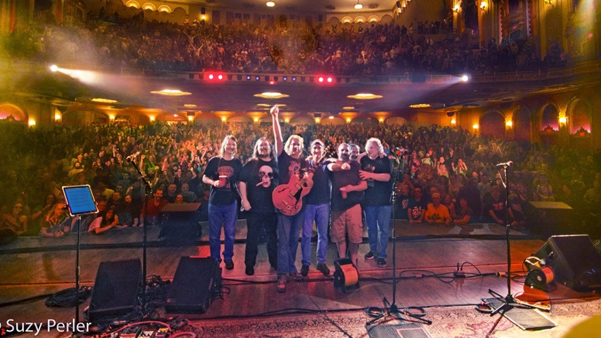 DSO At 20: Dark Star Orchestra Celebrates 20th Anniversary In Albany - Photos & Setlist