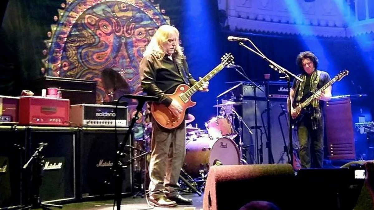 Guests Join Gov’t Mule For Halloween Tribute To Free In Amsterdam
