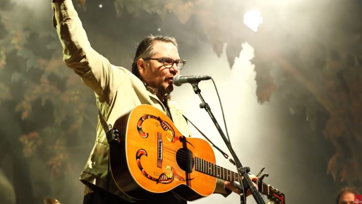 Pro-Shot Full Show Video: Wilco Plays Penultimate Show Ahead Of Hiatus