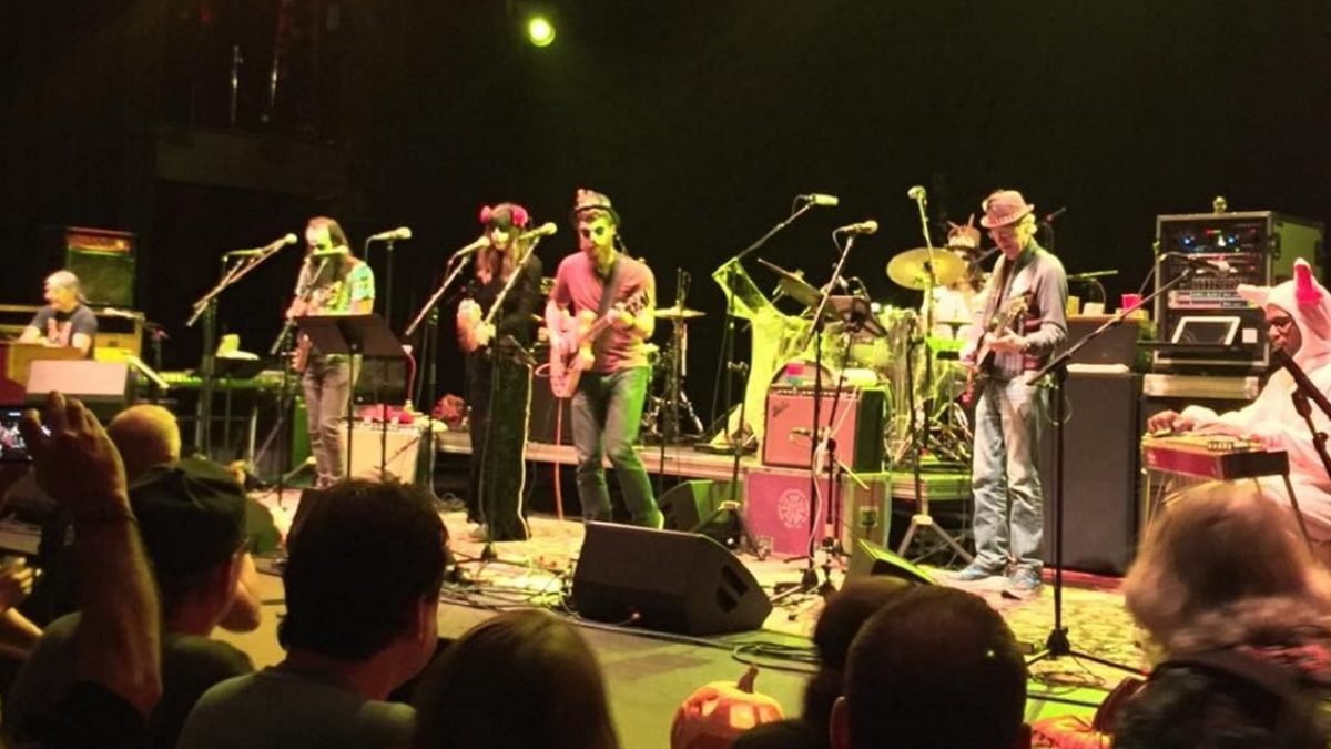 Phil Lesh Receives Key To Port Chester & Performs Guest-Filled Halloween Show At The Capitol Theatre