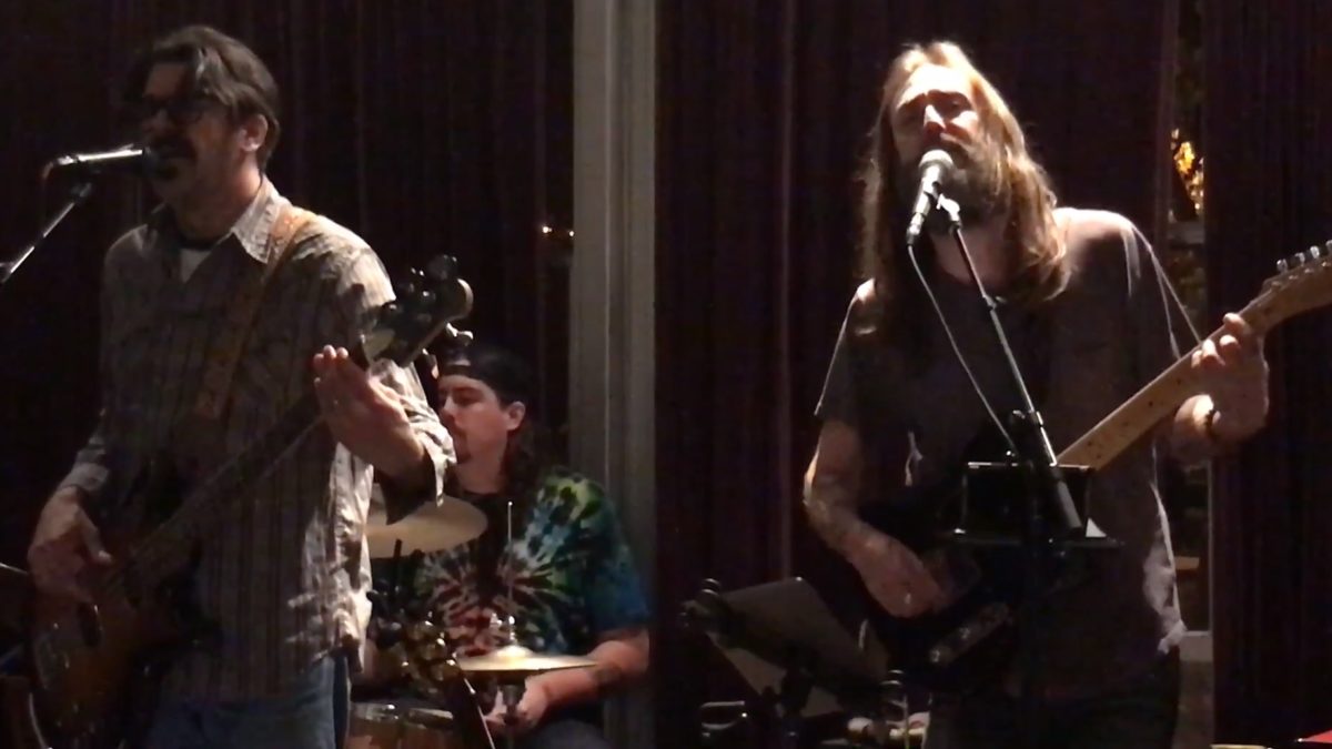 Chris Robinson Joins Terrapin All-Stars For Velvet Underground Cover At Iron Springs
