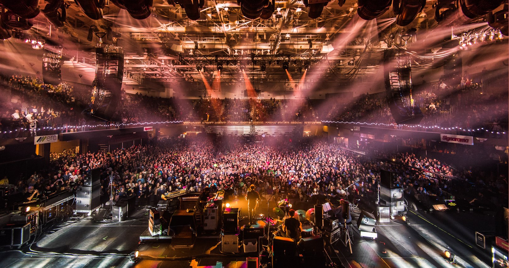 Asheville Christmas Jam 2022 Winter Wonderland: Asheville Hosts Another Memorable Warren Haynes Christmas  Jam