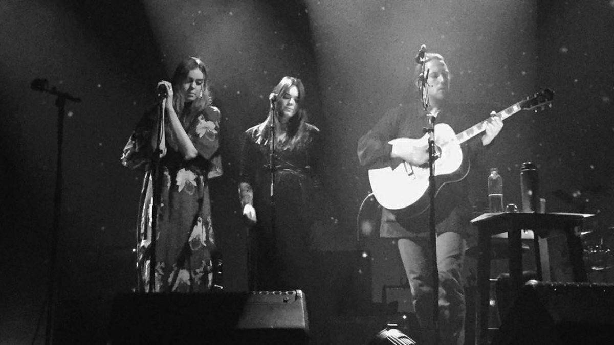 Fleet Foxes Welcome First Aid Kit In Stockholm & Announce 2018 Dates