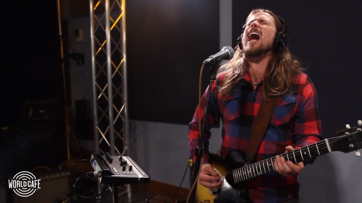 Lukas Nelson & Promise Of The Real Perform Live World Cafe Session