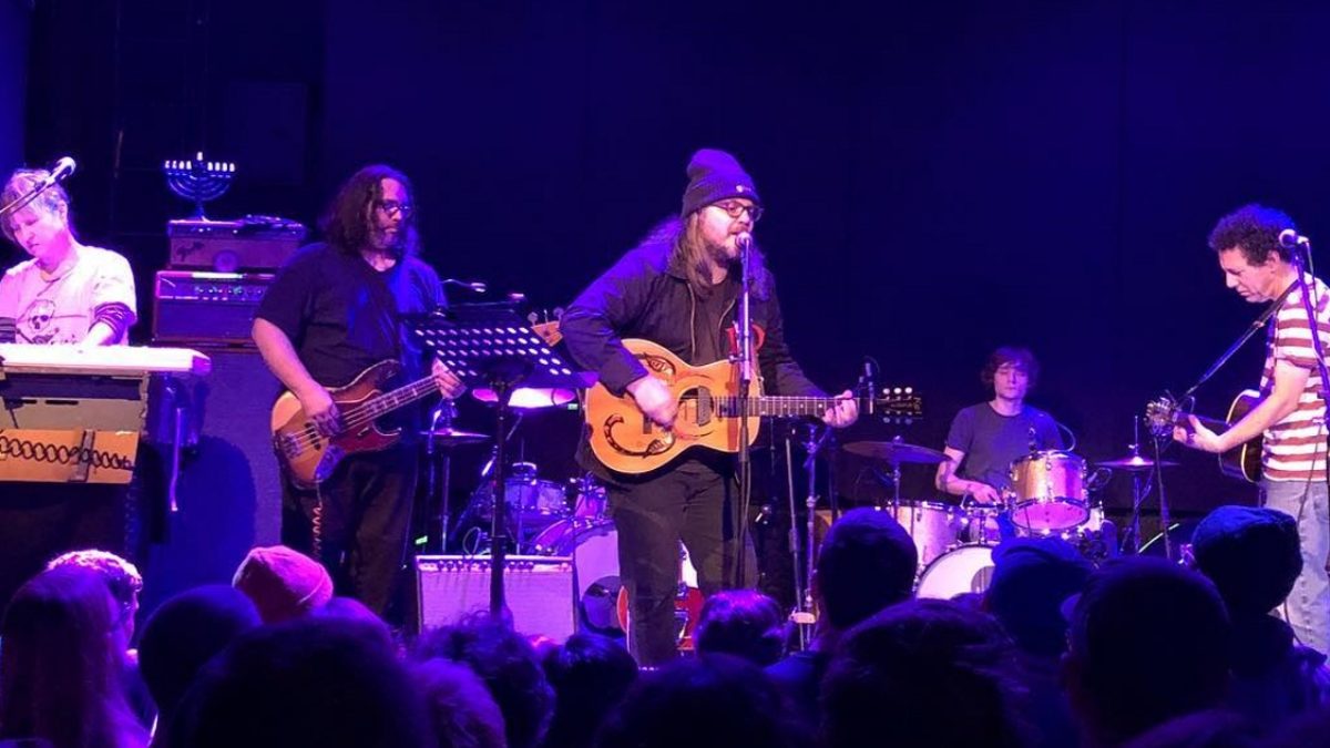 Jeff Tweedy & Spencer Tweedy Join Yo La Tengo At Hanukkah Show In New York