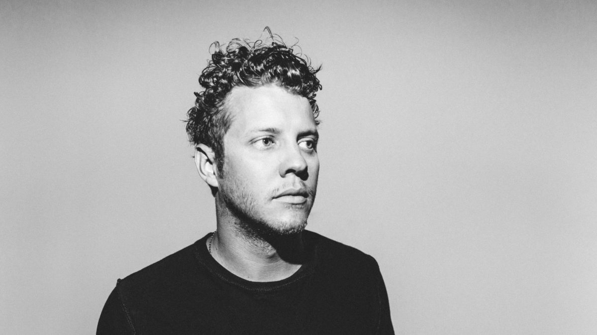 Anderson East Releases Official 'Girlfriend' Video & Adds 2018 Dates