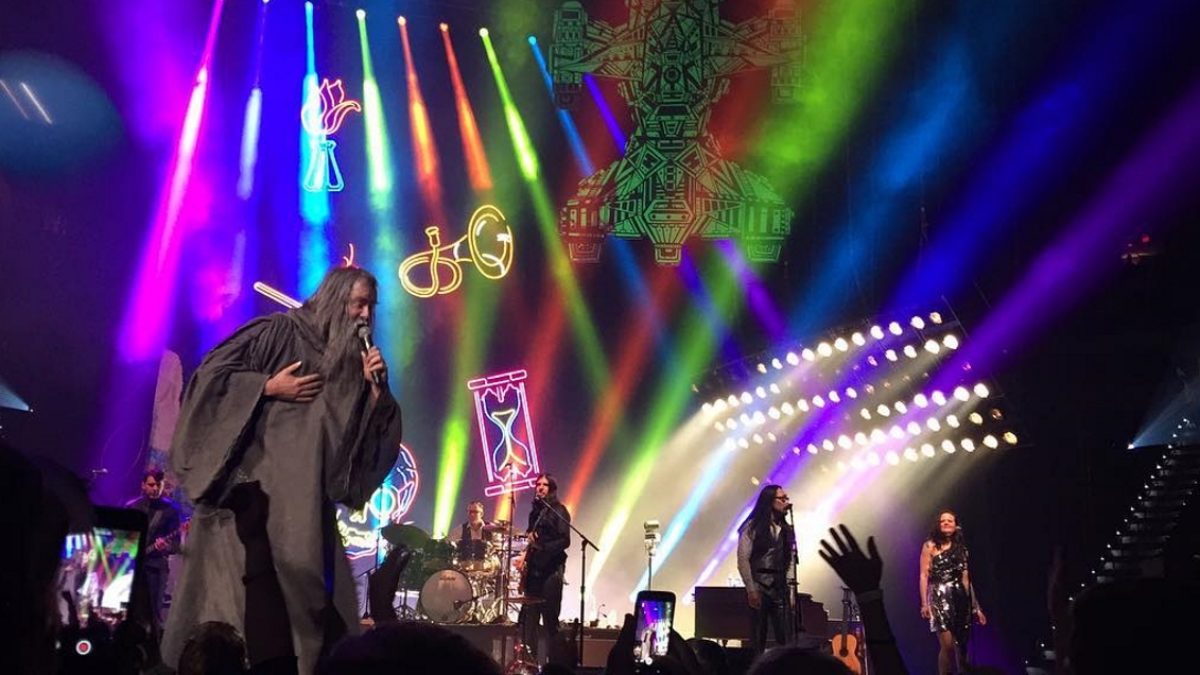 The Avett Brothers Go Big And Small At Home State New Year’s Eve Show