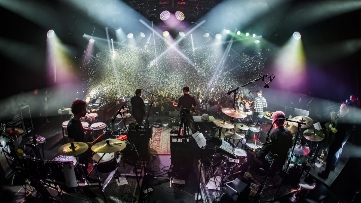 Umphrey's McGee Welcomes Horns & Debuts Police Cover And Original On New Year's Eve