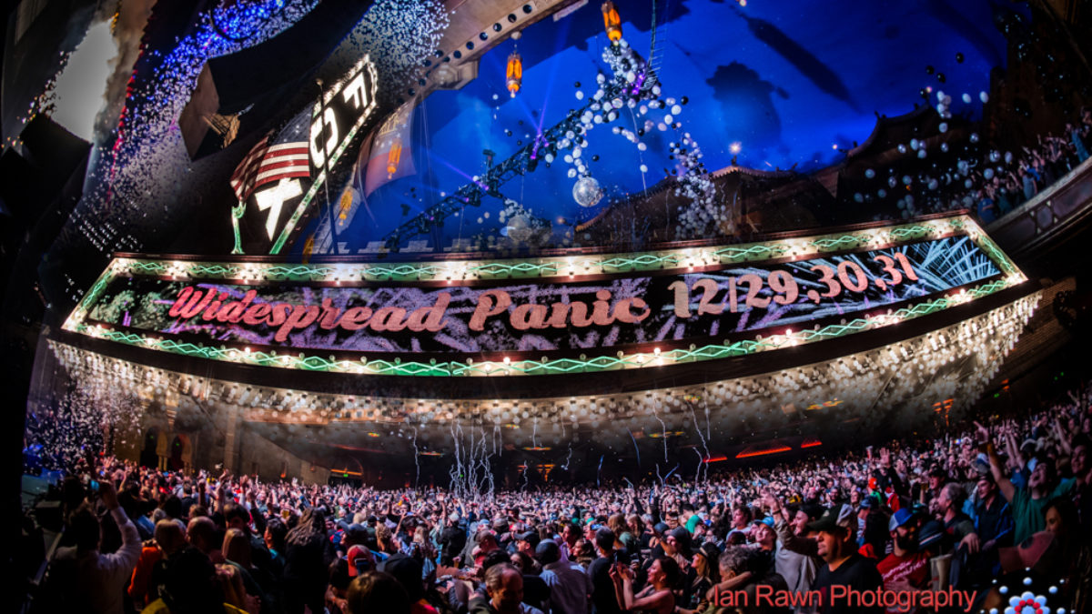 Widespread Panic Rings In 2018 With Another Tribute To Col. Bruce At The Fox