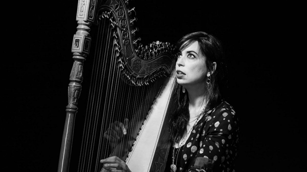 Sarah Pagé Departs The Barr Brothers