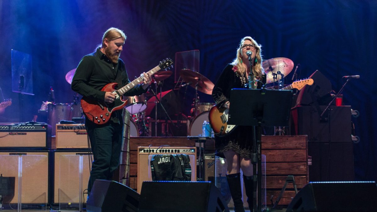 Sunshine Music Festival: TTB, Hot Tuna, Mike Gordon, MMW & More Play Boca  - Photos & Audio